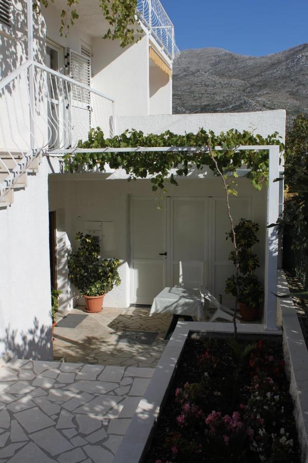 Apartments By The Sea Slano, Dubrovnik - 8599 Bagian luar foto